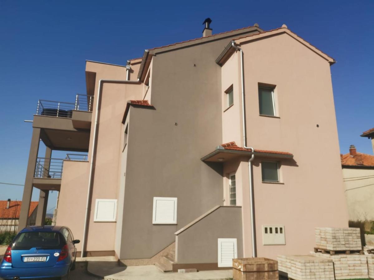 Apartments Grubisic - Sibenik - Parking Included Dış mekan fotoğraf