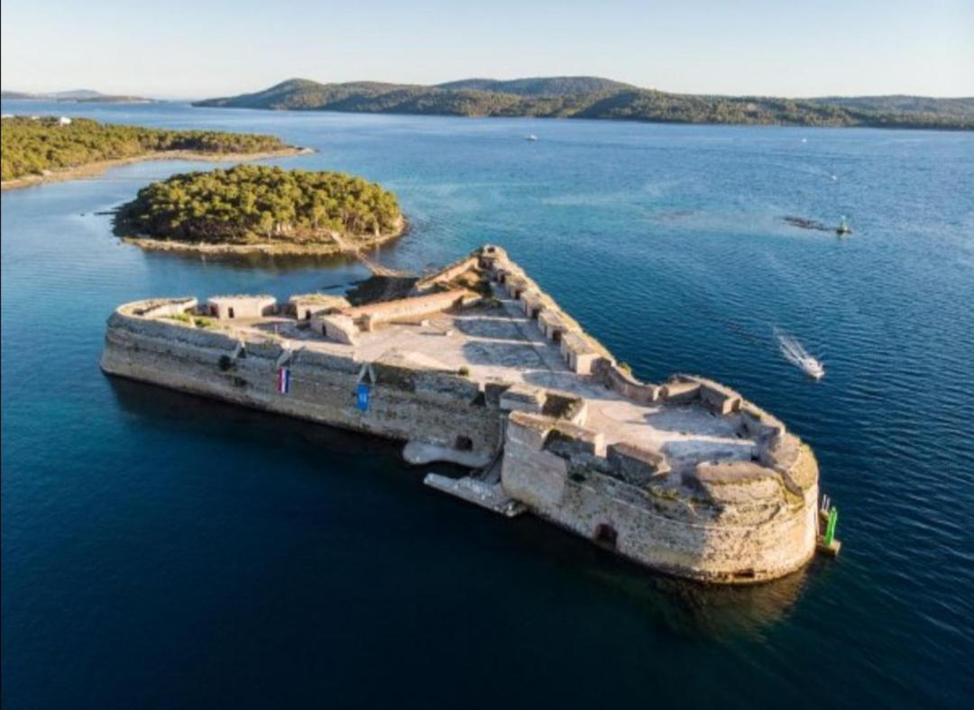 Apartments Grubisic - Sibenik - Parking Included Dış mekan fotoğraf