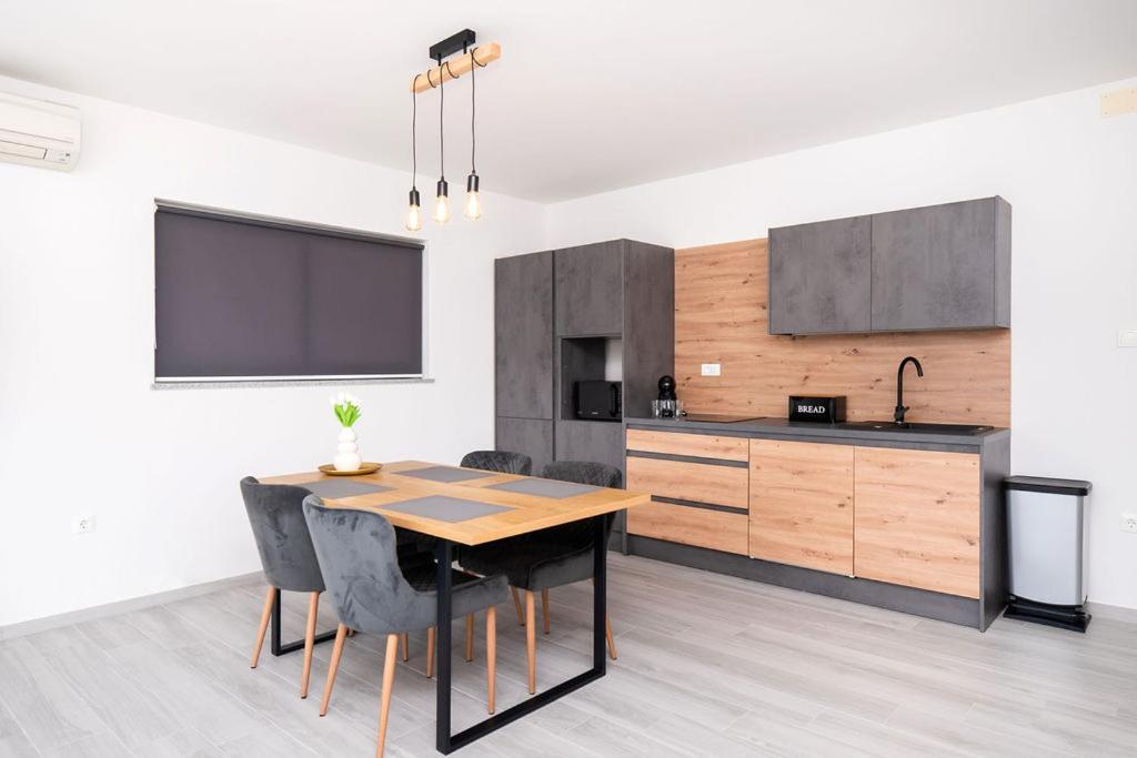 Apartments Grubisic - Sibenik - Parking Included Dış mekan fotoğraf