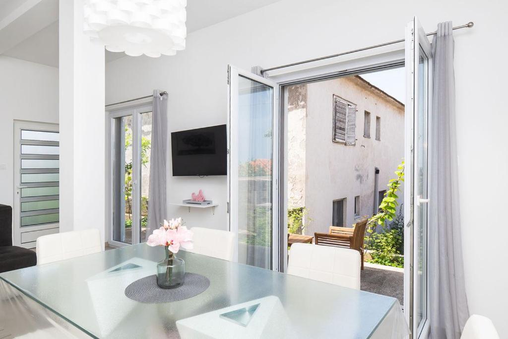Apartments Grubisic - Sibenik - Parking Included Dış mekan fotoğraf