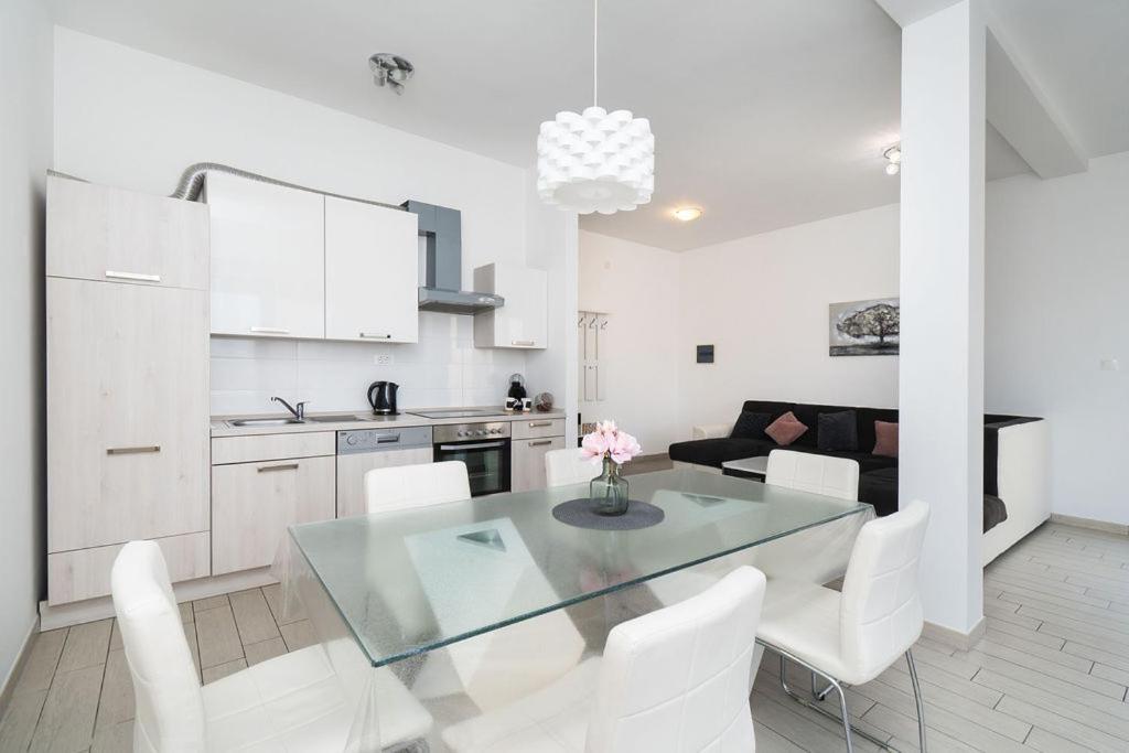 Apartments Grubisic - Sibenik - Parking Included Dış mekan fotoğraf