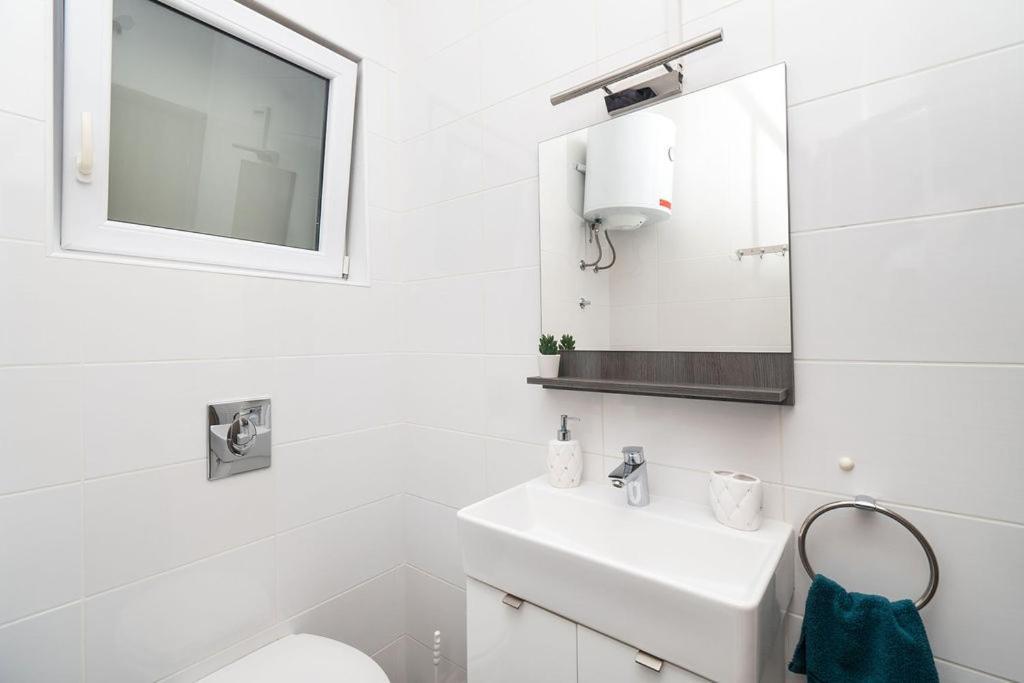 Apartments Grubisic - Sibenik - Parking Included Dış mekan fotoğraf