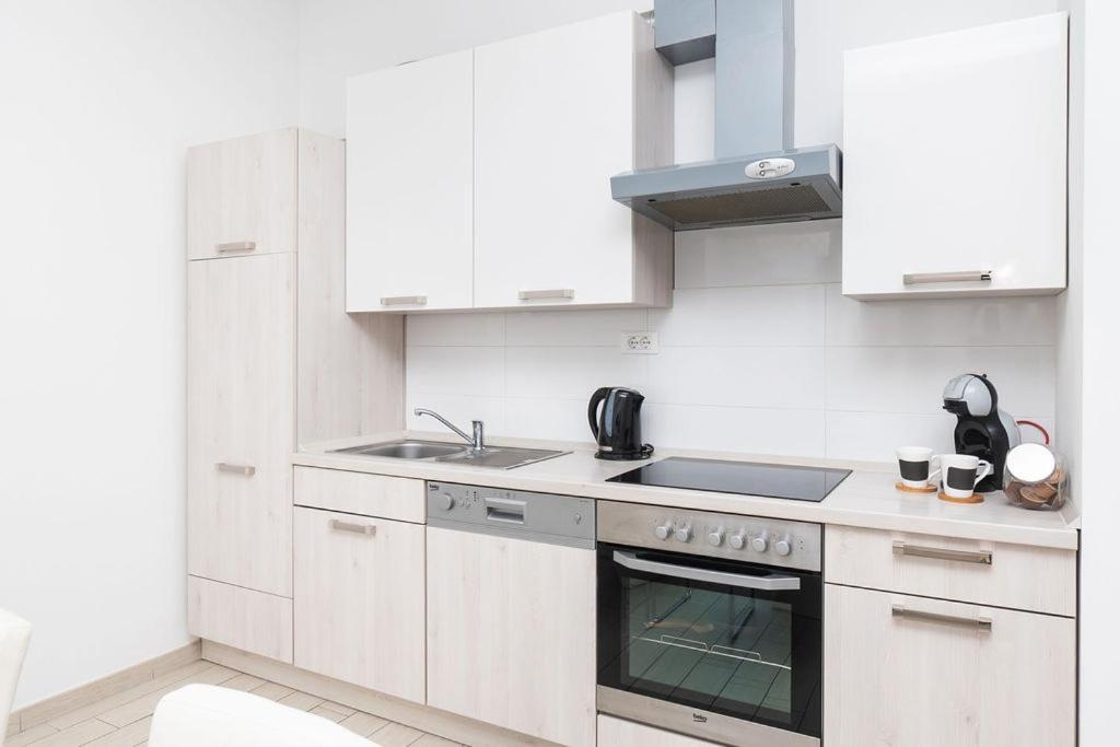 Apartments Grubisic - Sibenik - Parking Included Dış mekan fotoğraf