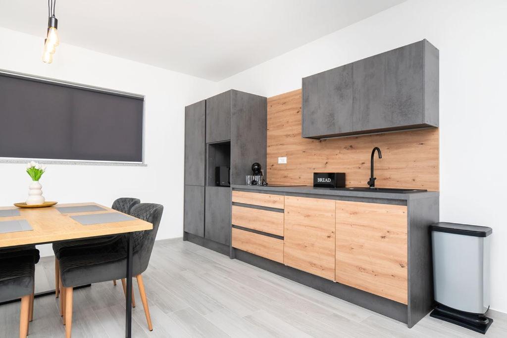 Apartments Grubisic - Sibenik - Parking Included Oda fotoğraf